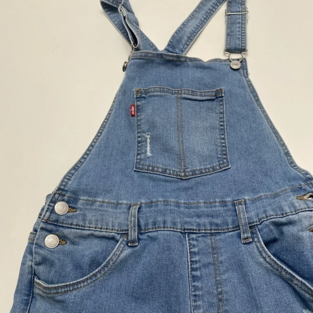 Levi's Youth  Overalls 16 Light Blue Distressed Jeans  ‎          804